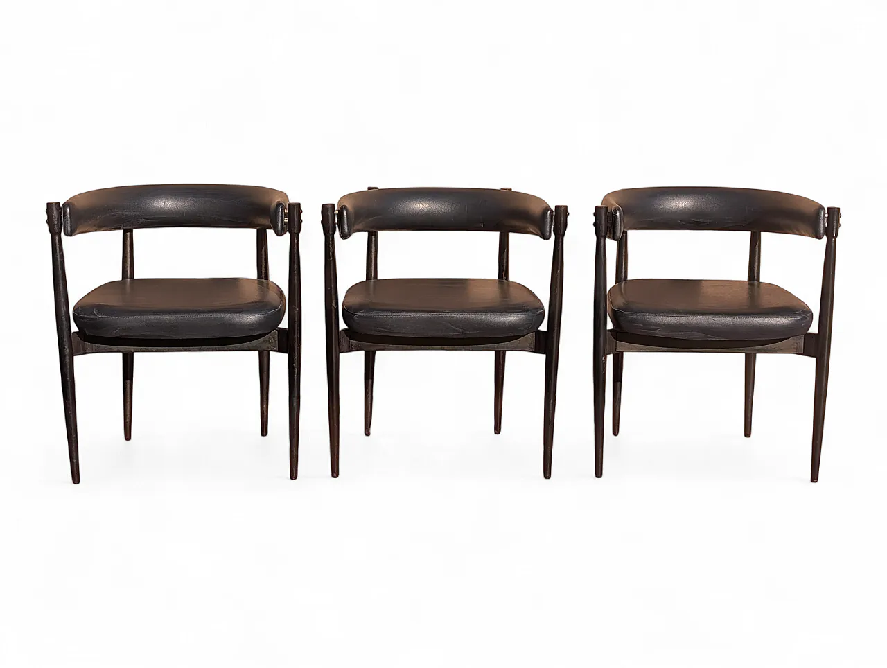 3 sedie in legno e similpelle nera, anni '60 1