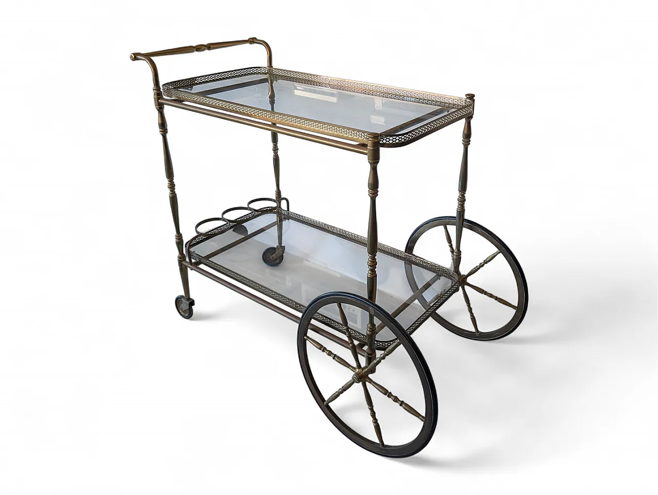 Carrello bar in ottone con doppio ripiano in vetro, anni '60 2