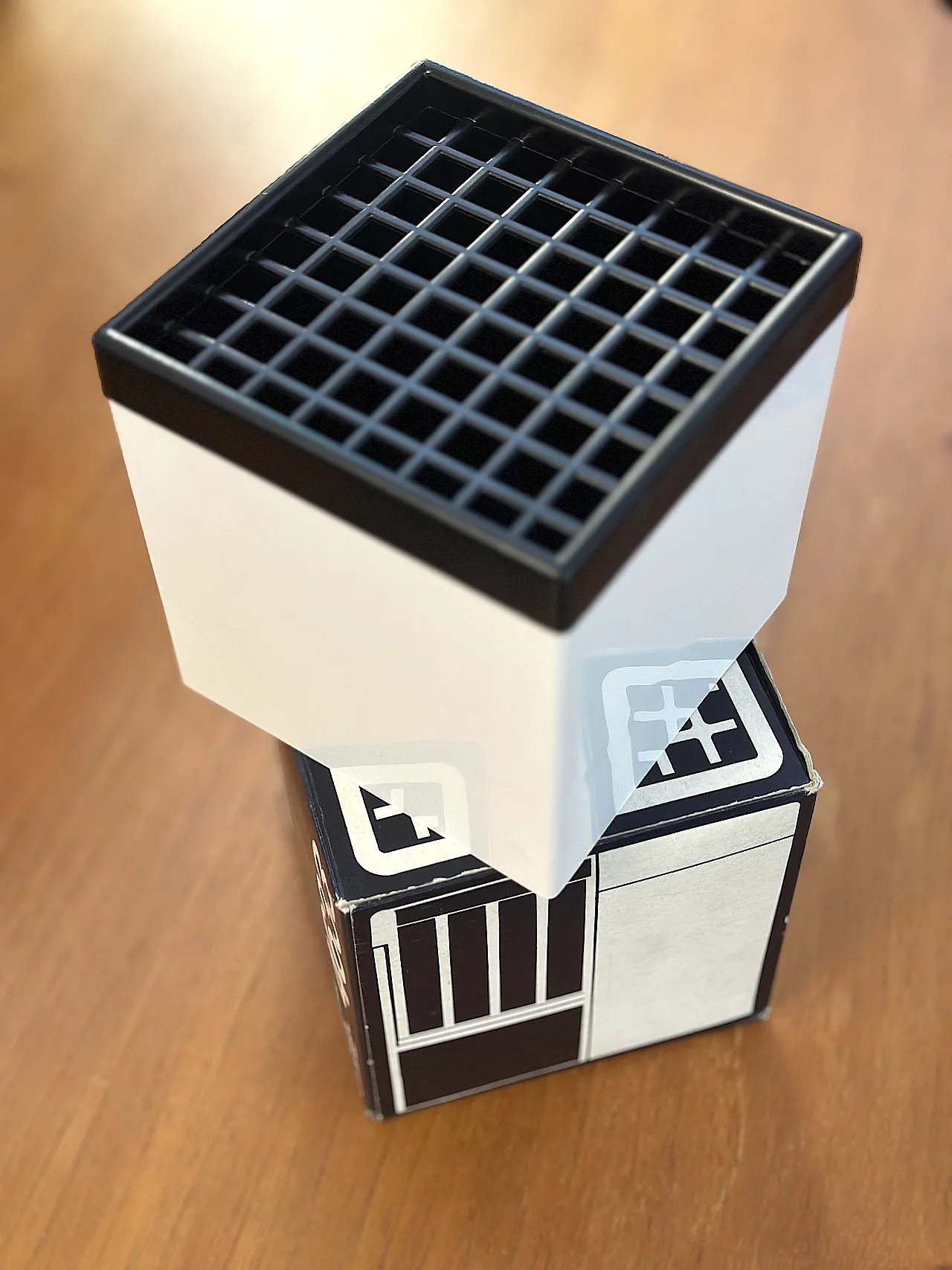 Posacenere Modello 4633 di Kartell white, anni '70 3