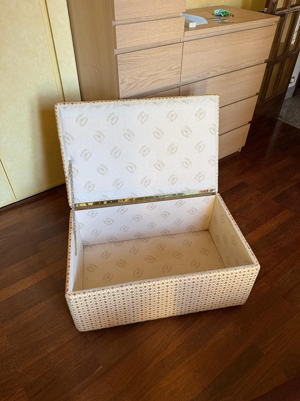 Pouf contenitore capitonné Biggie Best, anni '90 4