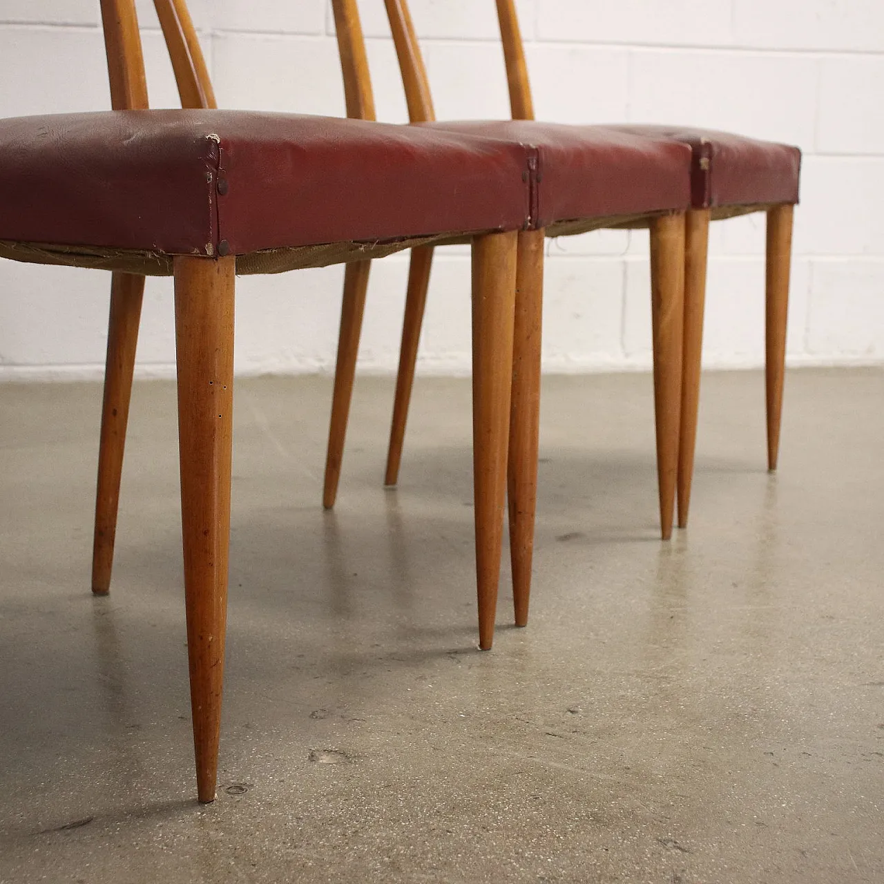 6 chairs in beech and leatherette, 1950s 6