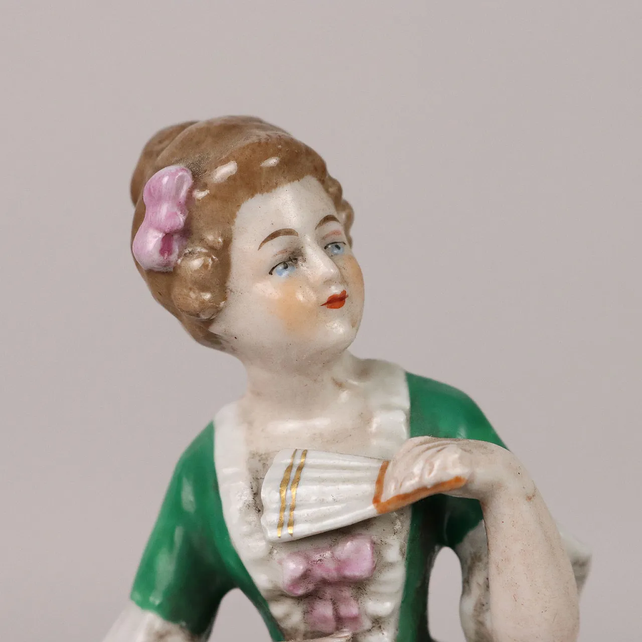 Pair of porcelain figurines by Volkstedt-Rudolstadt, 20th century 3