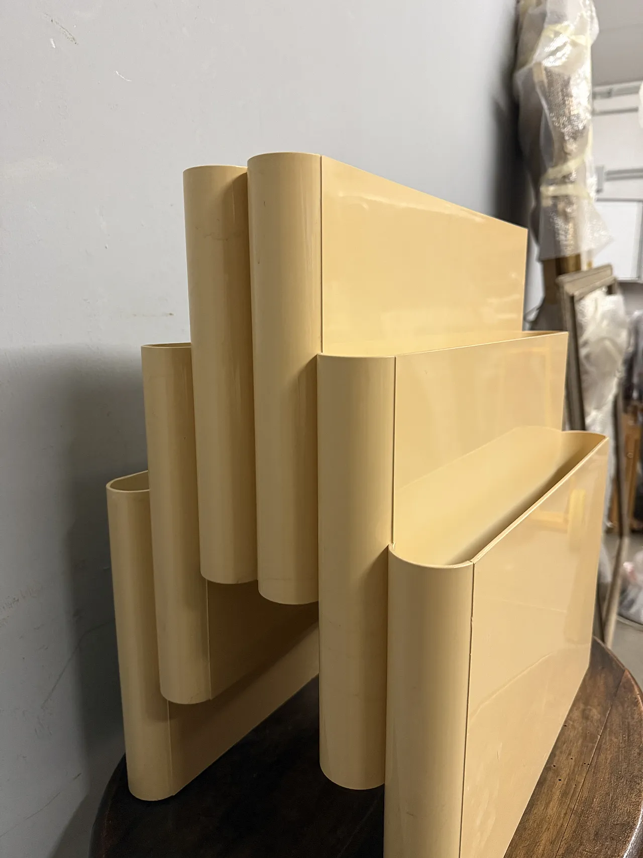 Magazine rack mod. 4676 by Giotto Stoppino for Kartell, 70s 16