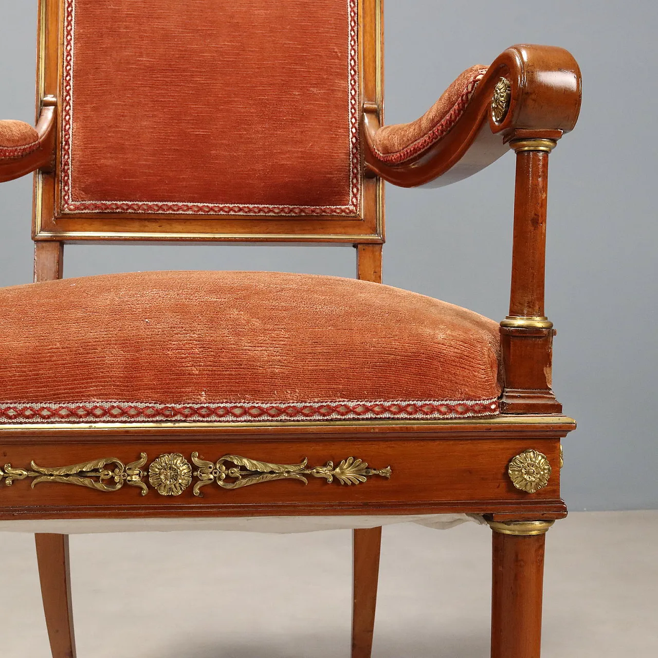 Coppia di poltrone e sedia in mogano, '900 7