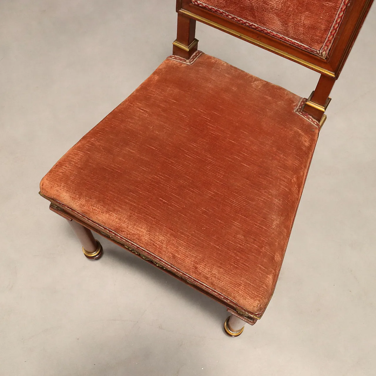 Coppia di poltrone e sedia in mogano, '900 10