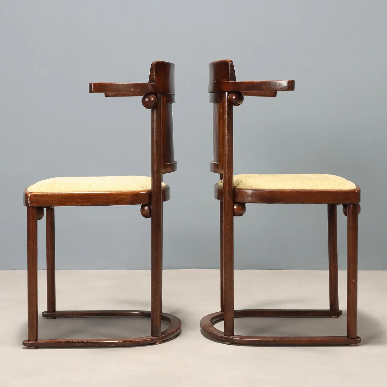Pair of Wittmann Fledermaus chairs by Josef Hoffmann, 20th century 4
