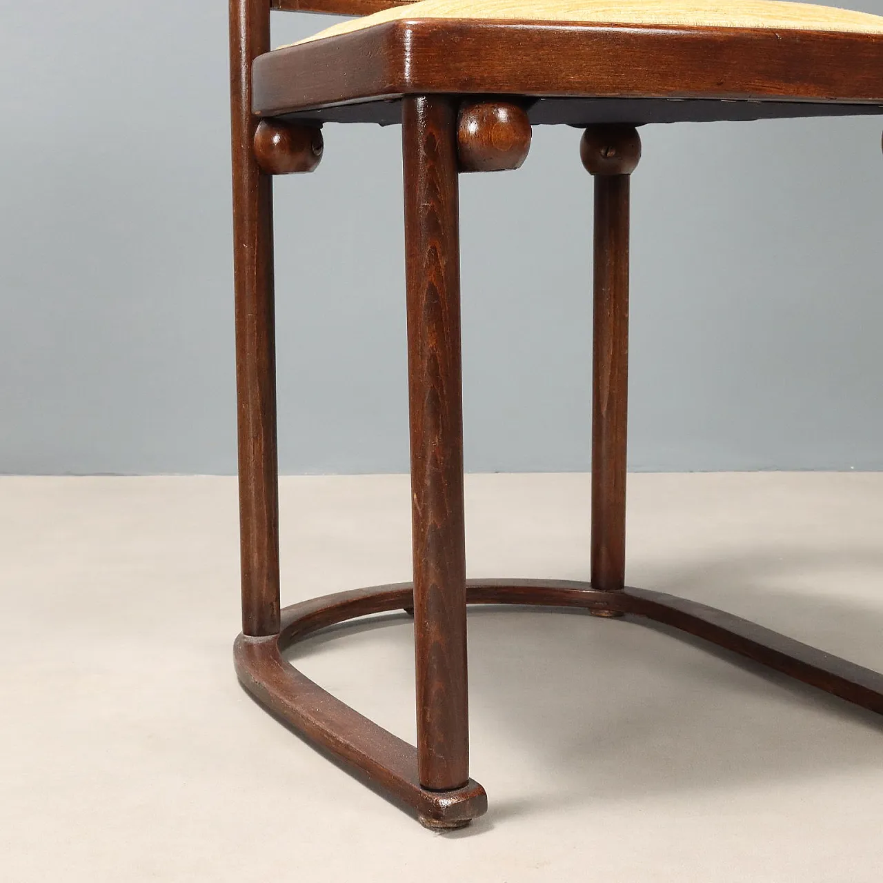 Pair of Wittmann Fledermaus chairs by Josef Hoffmann, 20th century 9