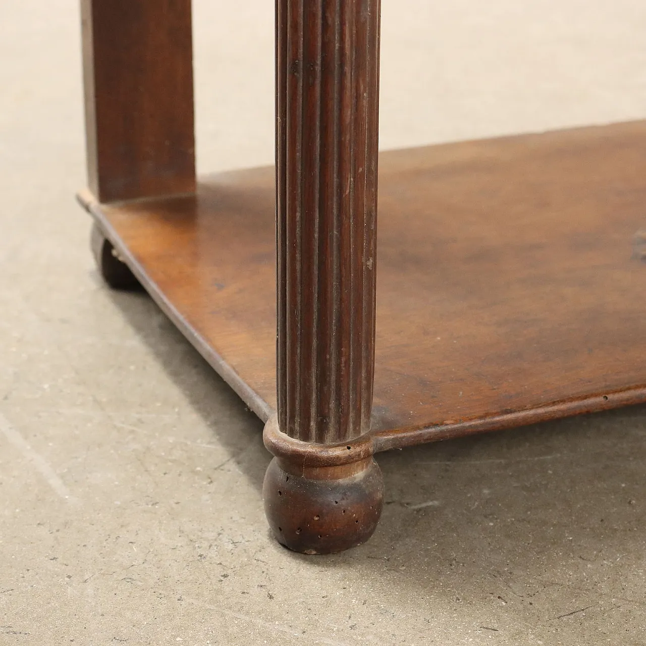 Walnut Restoration Etagere, 19th century 6