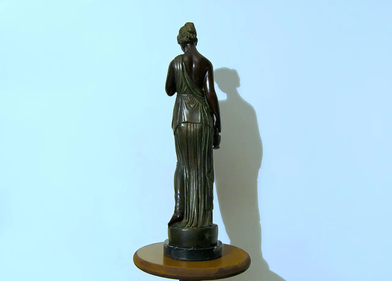 Bronze sculpture, Hebe the Greek goddess by James Hunt, 19th century 7