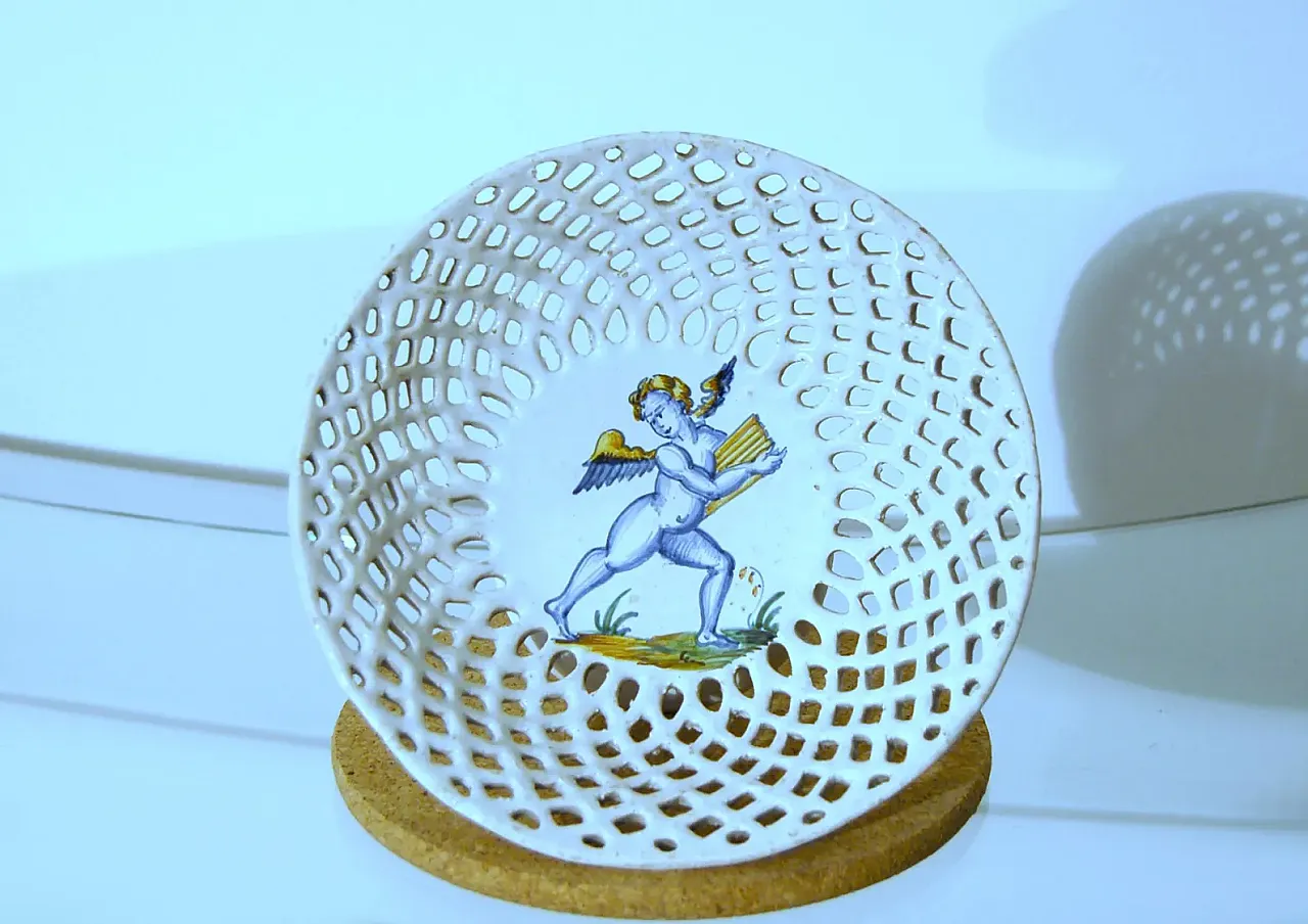 Majolica plate by Francesco Durantino, 16th century 1