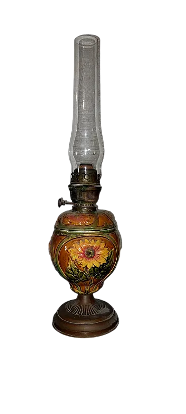 Lampada a petrolio in metallo, ceramica e vetro, inizio '900