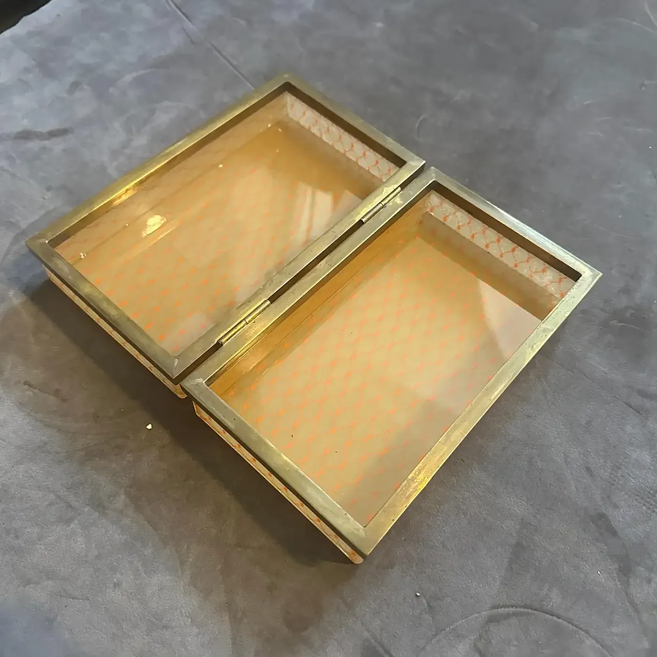 Plexiglass and brass luxury box by Cavinato, 1970s 10