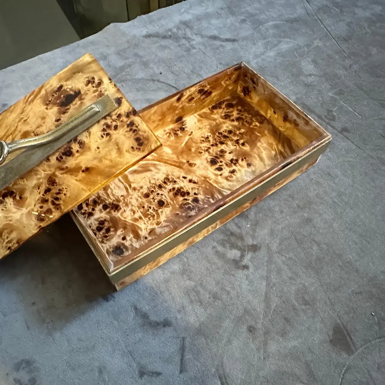 Scatola per gioielli di lusso italiana in legno di radica e ottone del Mid-Century Modern degli anni '70 8