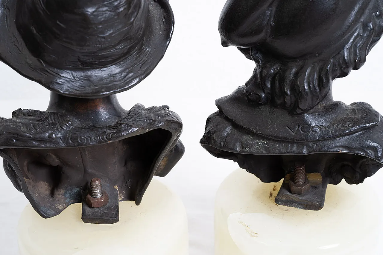 Coppia di sculture in bronzo poggiante su base in onice, primo '900 2