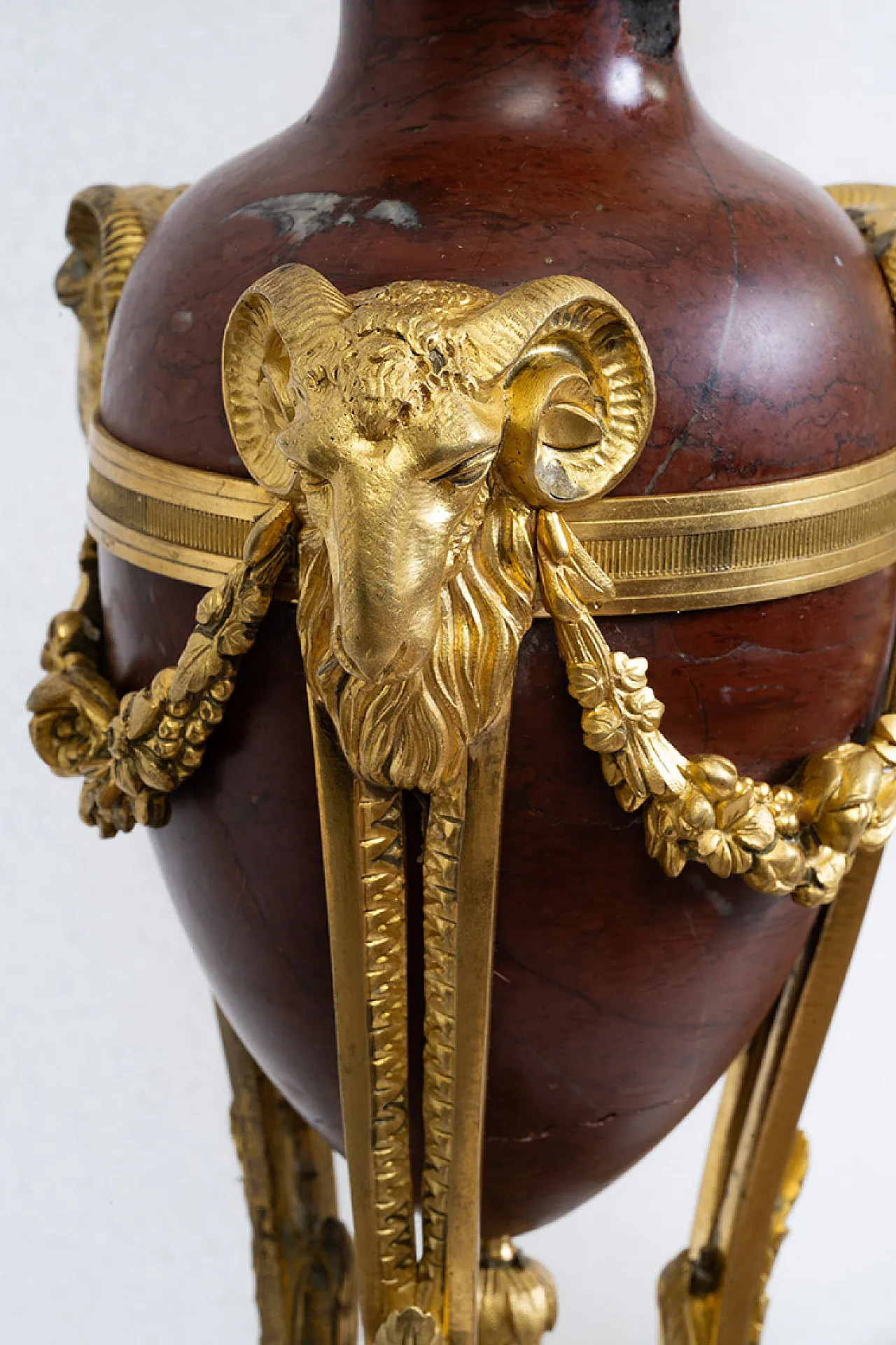 Coppia di candelabri Napoleone III in bronzo dorato, '800 4