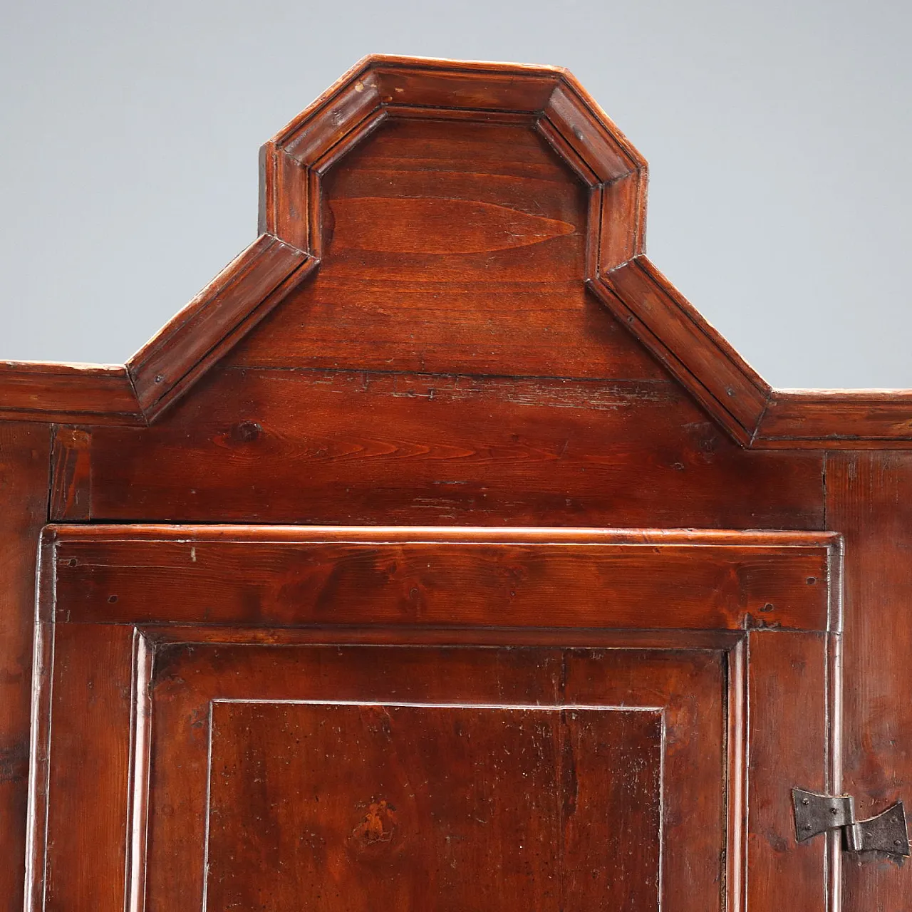 Angoliera Umbertina in abete e pioppo tinto noce, fine '800 4