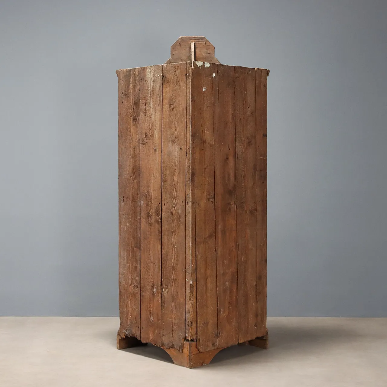 Angoliera Umbertina in abete e pioppo tinto noce, fine '800 9