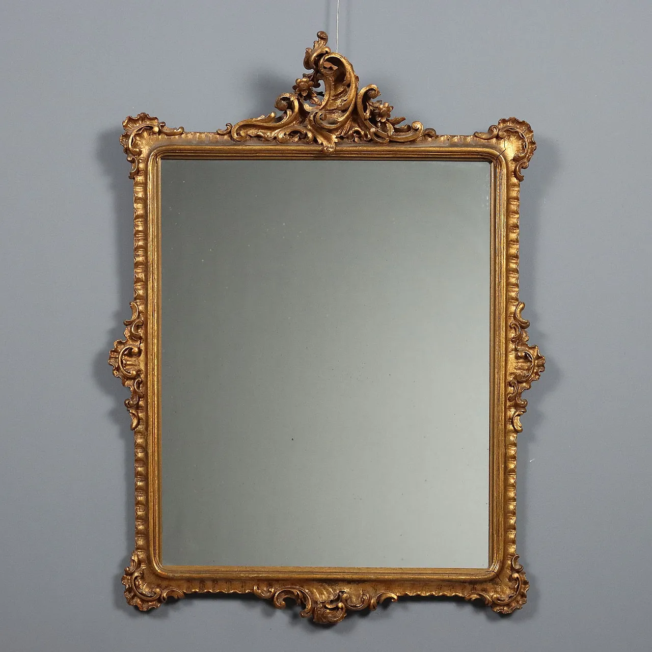 Carved Rococo-style frame with rocaille motifs and curls, 20th century 1