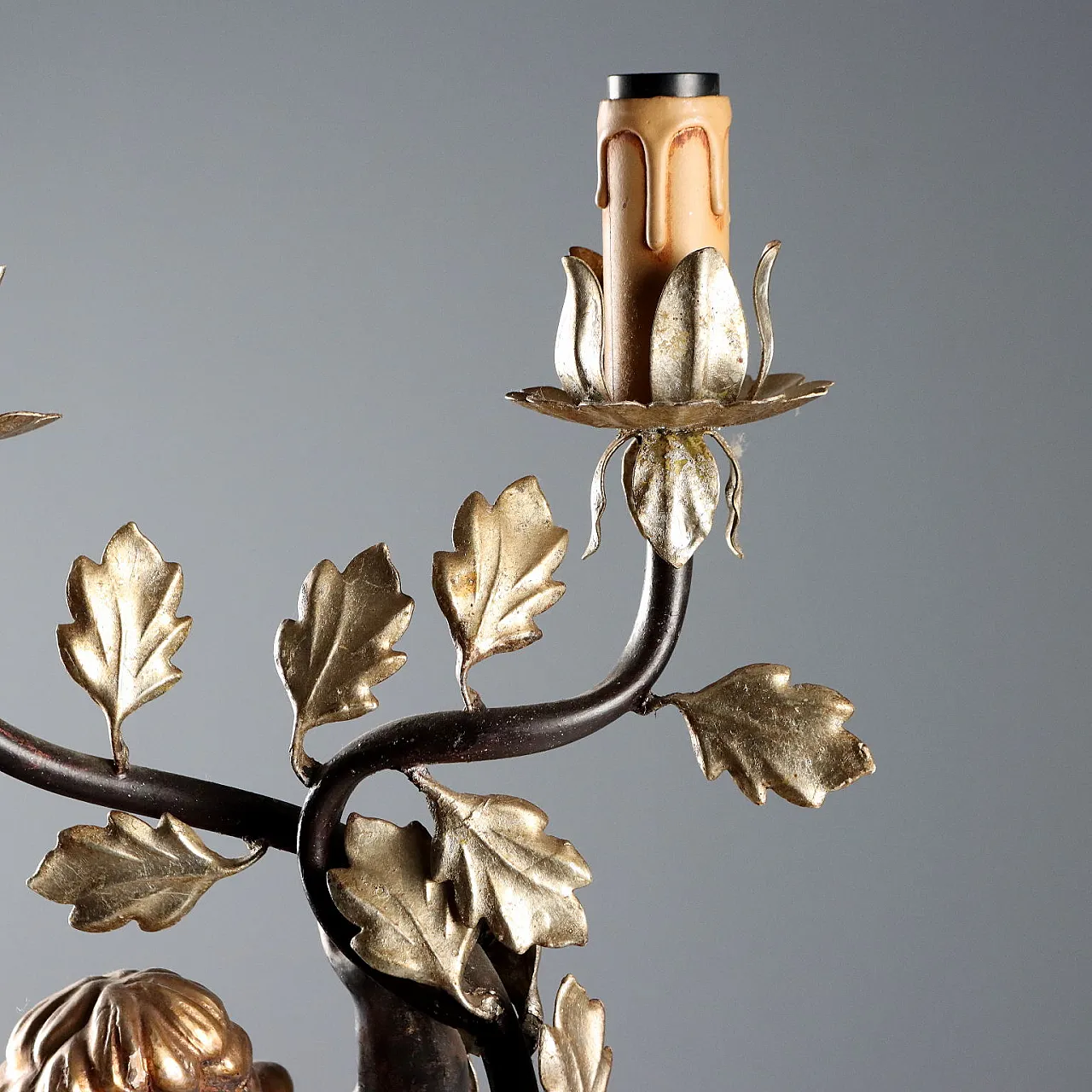 Carved, gilded, and lacquered wooden candelabra, 20th century 4