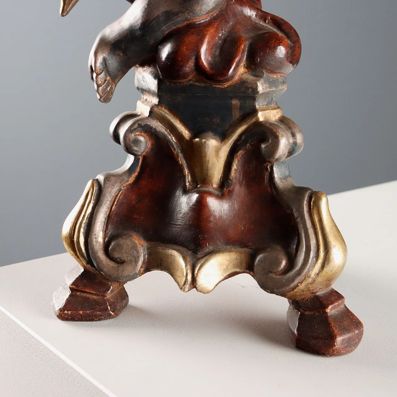 Carved, gilded, and lacquered wooden candelabra, 20th century 6