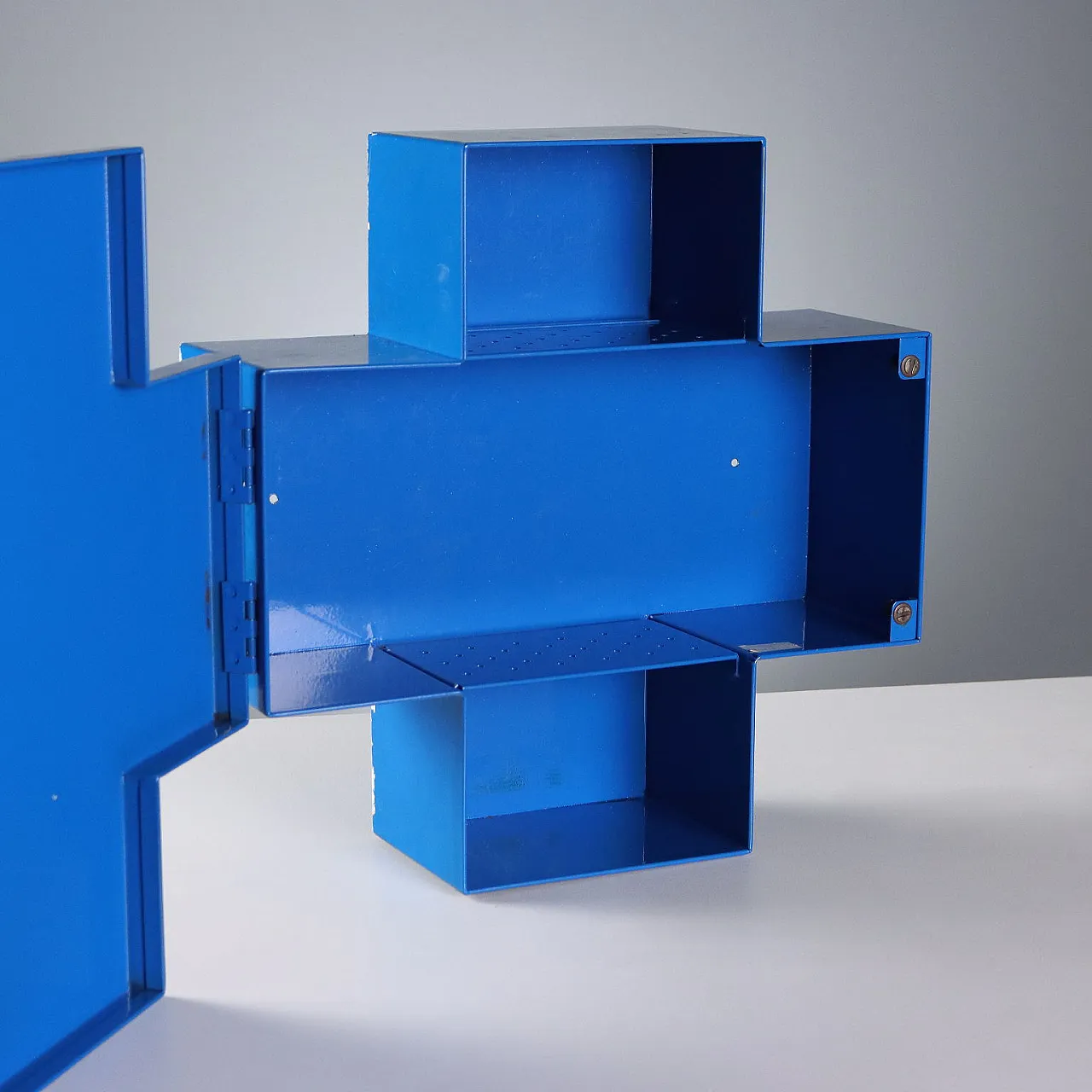 Coppia di contenitori pensili, lamiera di metallo smaltata, '900 9