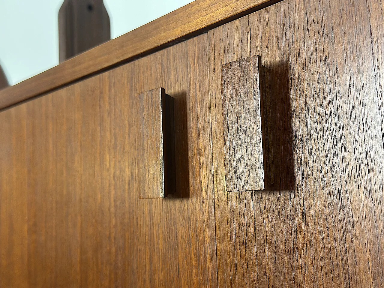 Double-sided bookcase, 1960s 11
