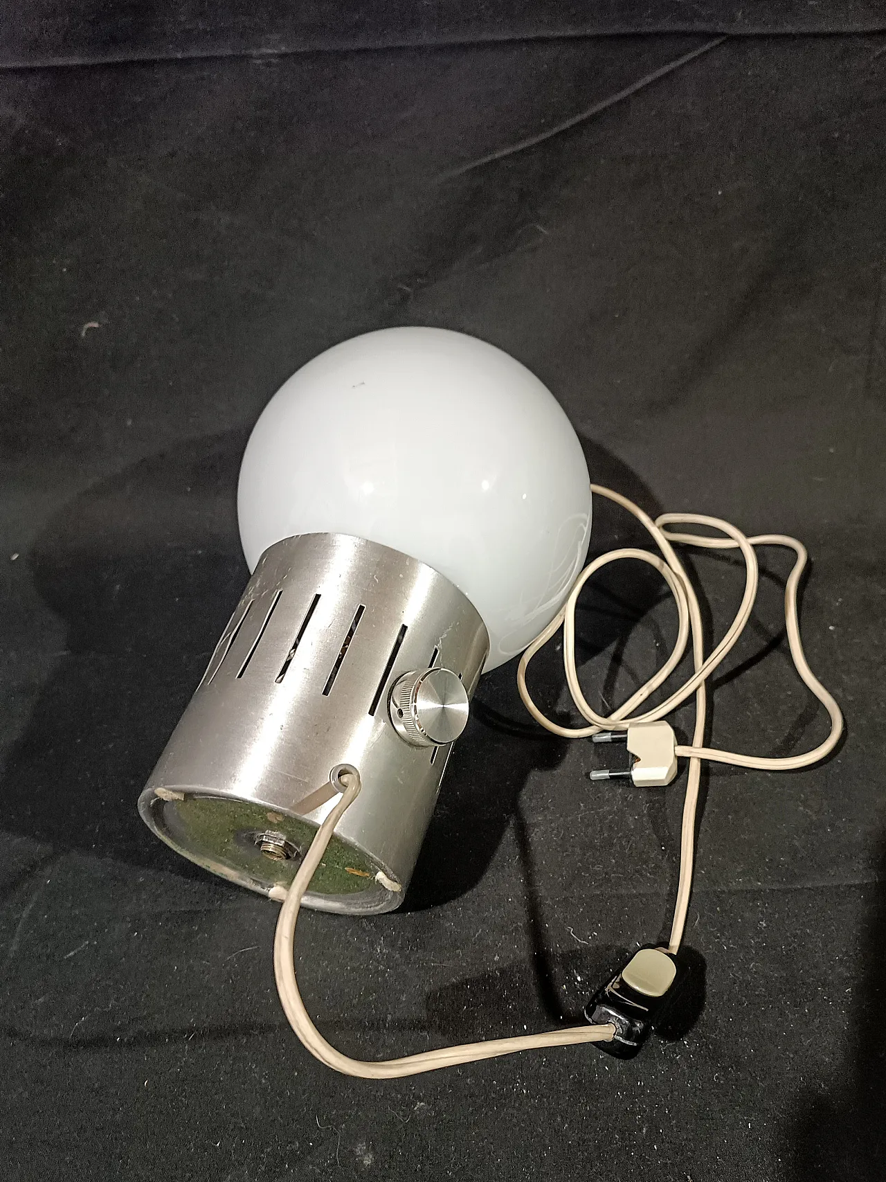 Lampada tavolo dimmerabile acciaio vetro opalino space Age, anni '70 2