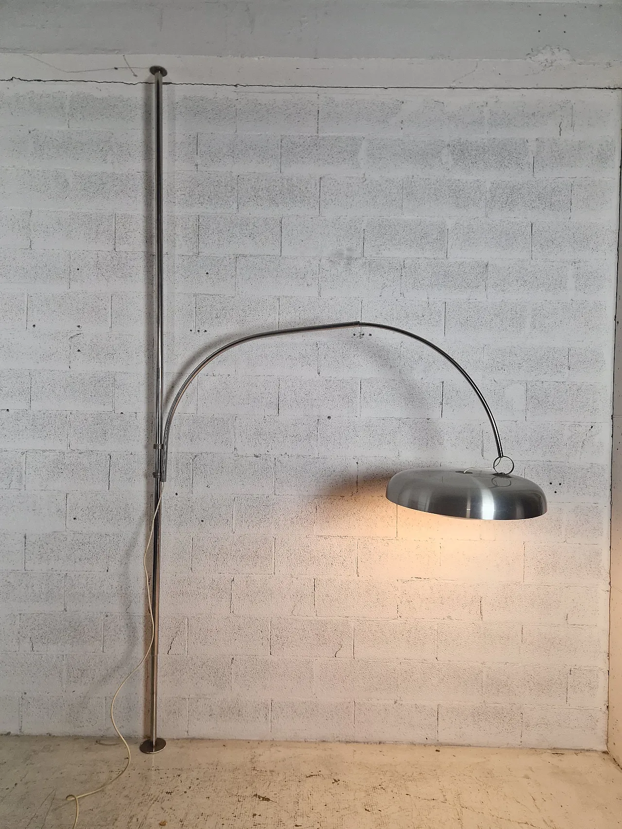 Metal Arc floor lamp by Pirro Cuniberti for Sirrah   70s 9