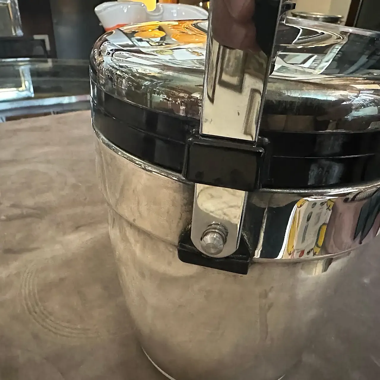 Secchiello per il ghiaccio in metallo e plastica di Erhard, anni '70 4