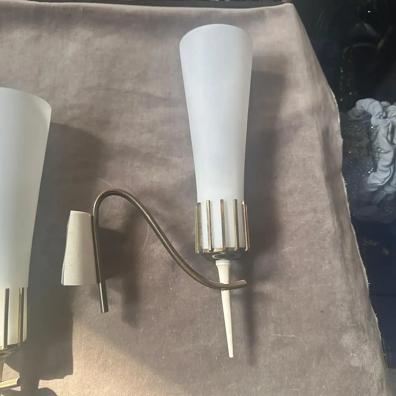 Pair of brass and glass wall lamps in Stilnovo style, 1950s 3