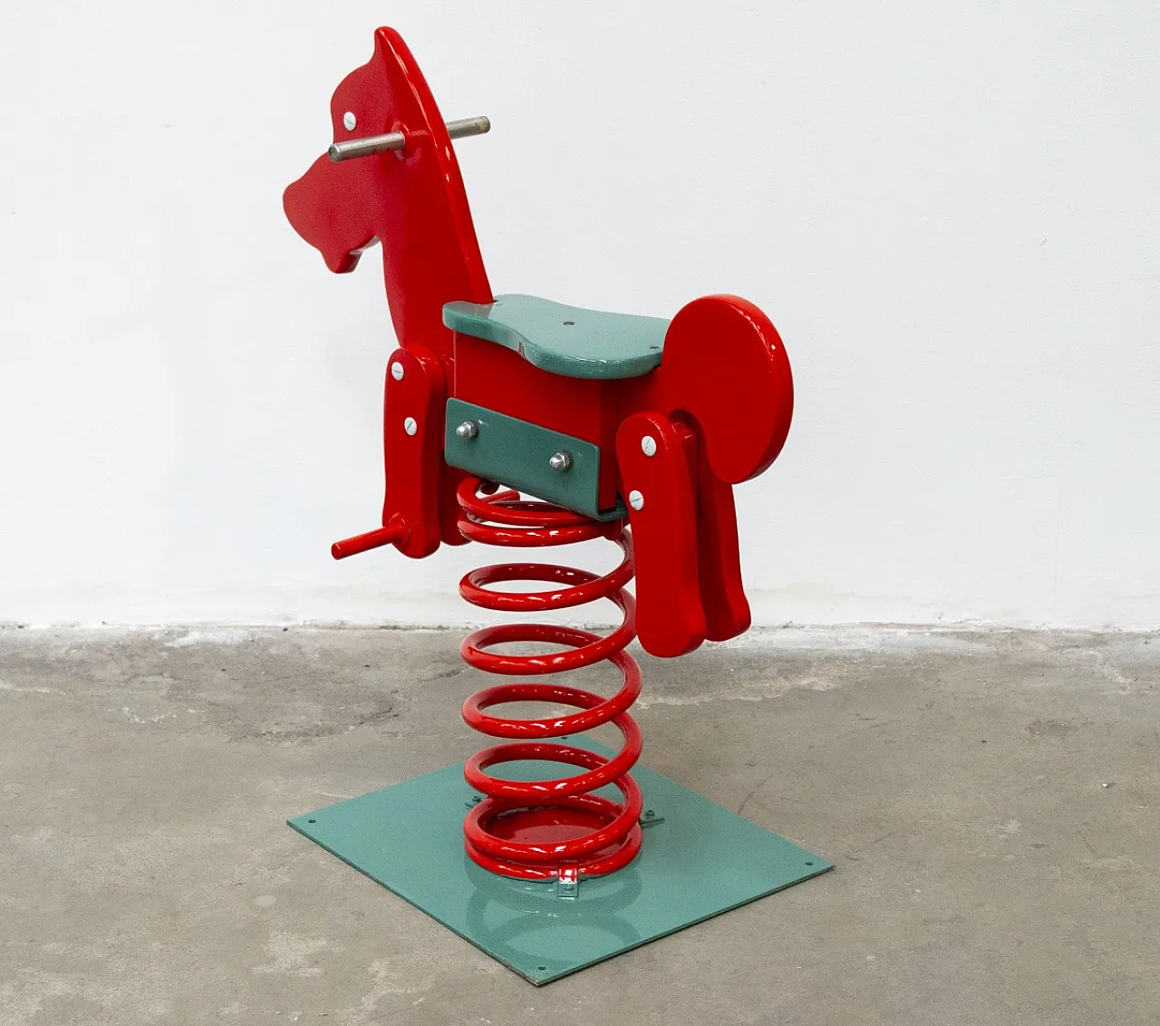 Cavallino a molla, gioco da giardino, '900 3