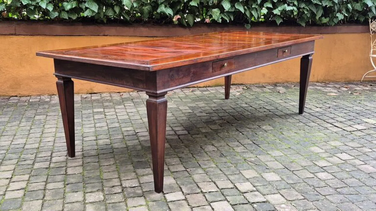 Louis XVI style walnut and cherry wood table, 19th century 4