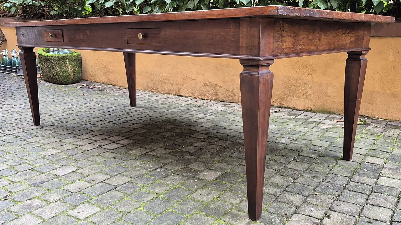 Louis XVI style walnut and cherry wood table, 19th century 7