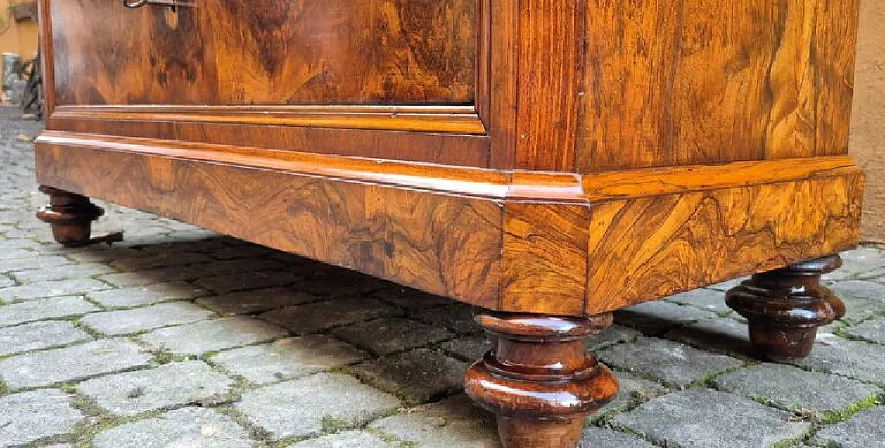 Romagna chest of drawers in walnut burl, 19th century 7