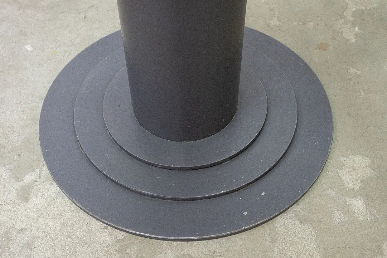 Tavolo da riunioni in ferro e vetro temprato, anni '90 11