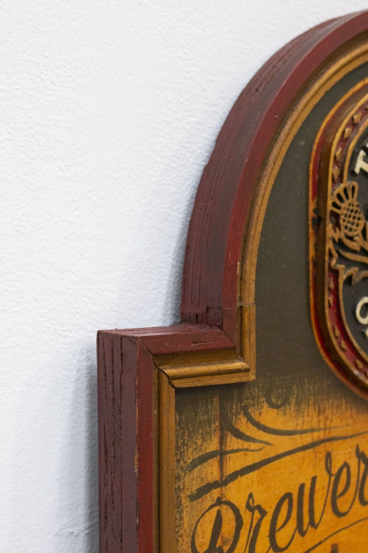 Tennent's of Scotland, insegna da pub, '900 3