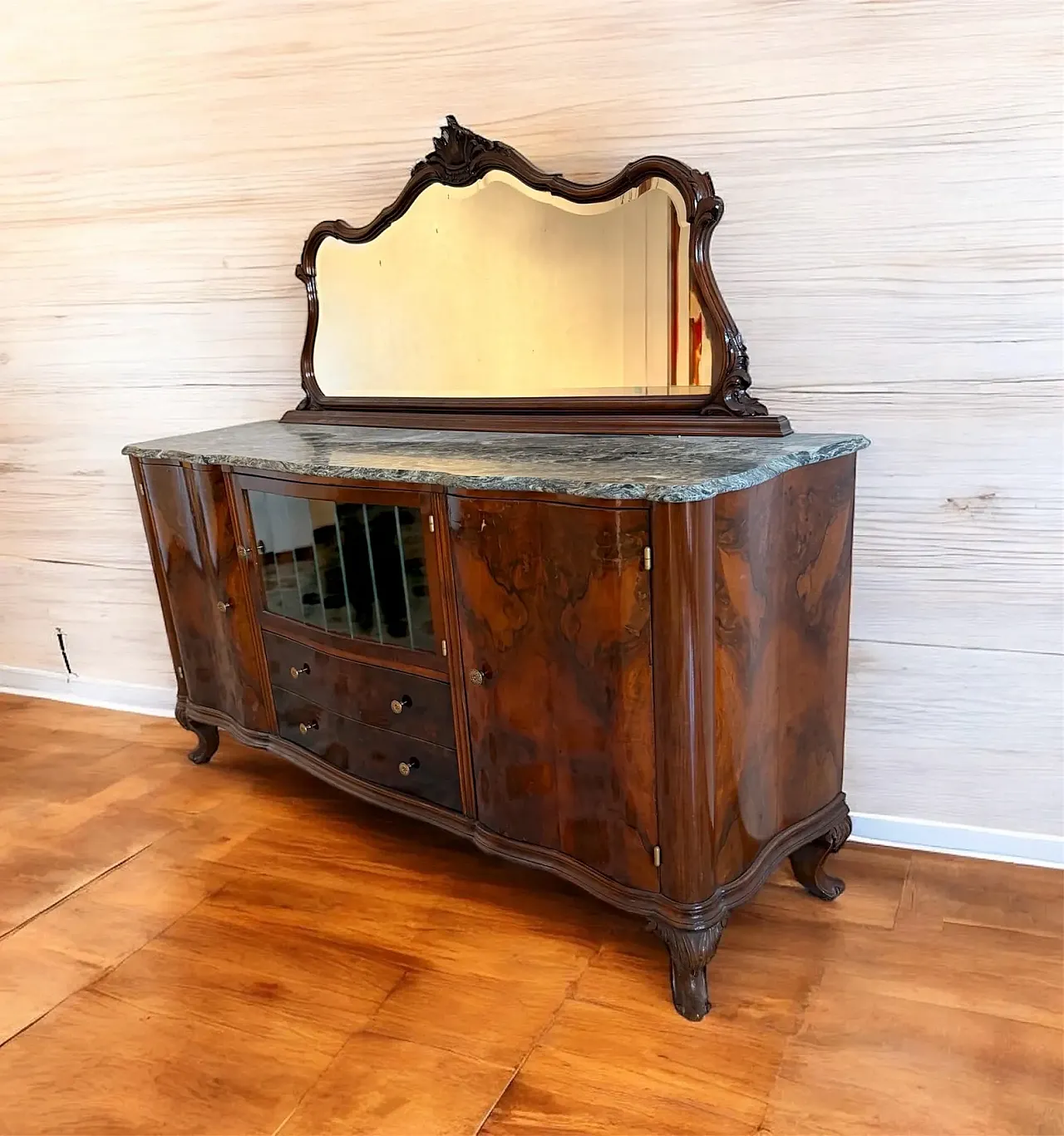 Chippendale sideboard in walnut and burl wood, 1930s 3