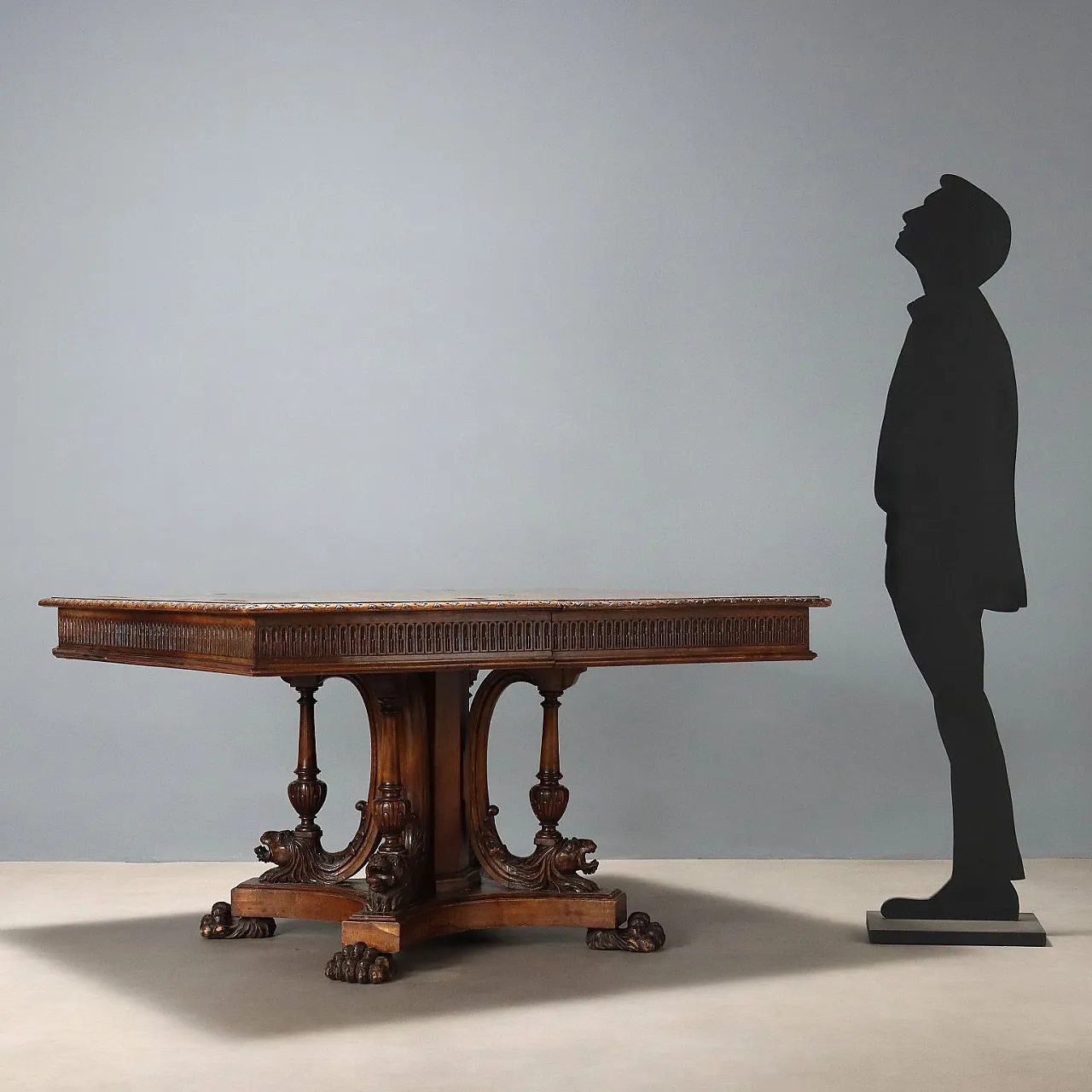Tavolo in noce in stile neorinascimentale, fine '800 2