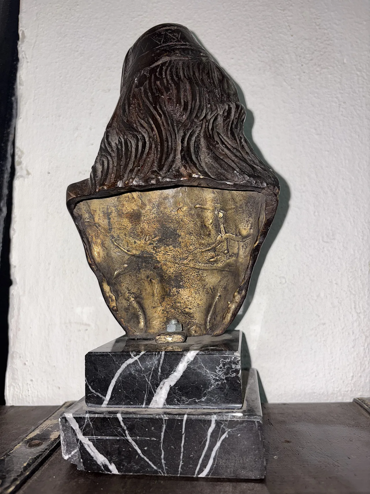 Bronzo di donna con base di marmo, anni '50 4