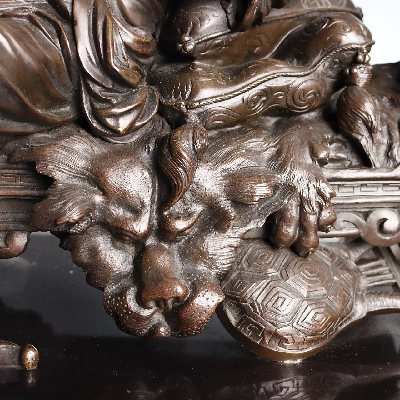 Giovane donna con bambino e amorino in bronzo e marmo, '800 7