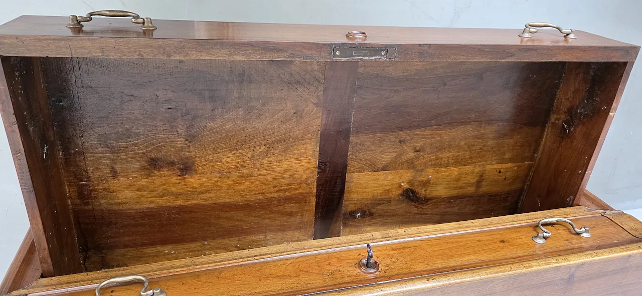 Louis Philippe chest of drawers in walnut, 19th century 7