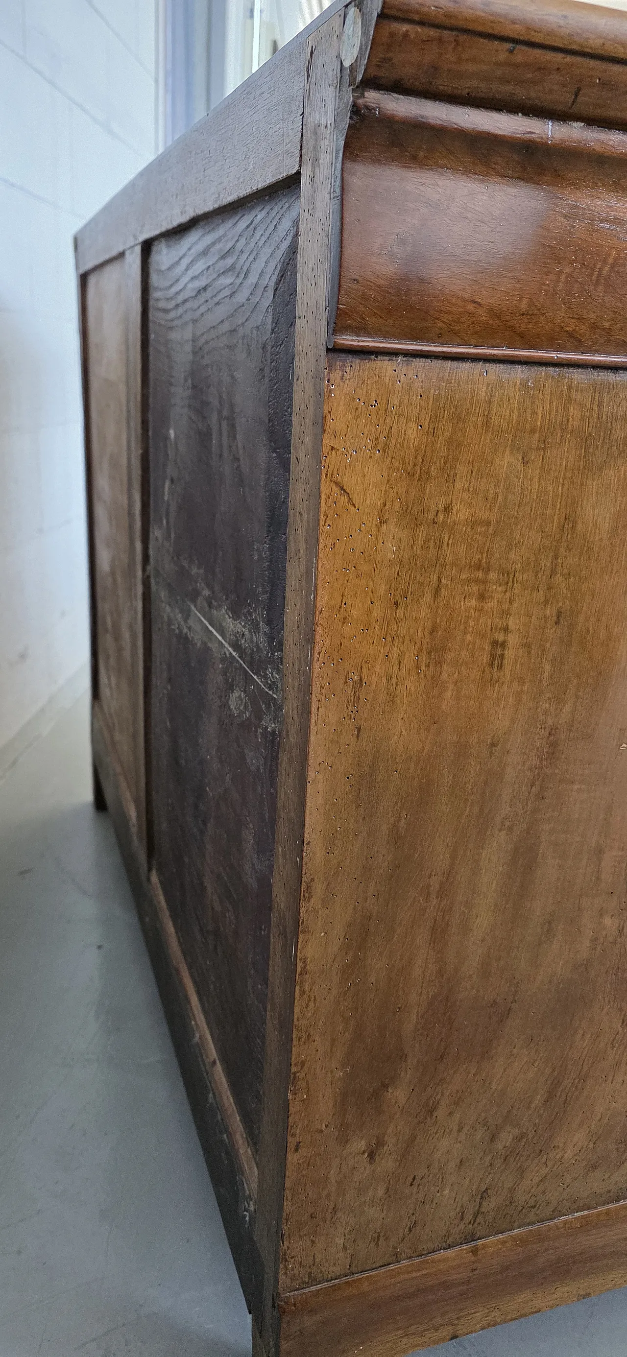 Louis Philippe chest of drawers in walnut, 19th century 13