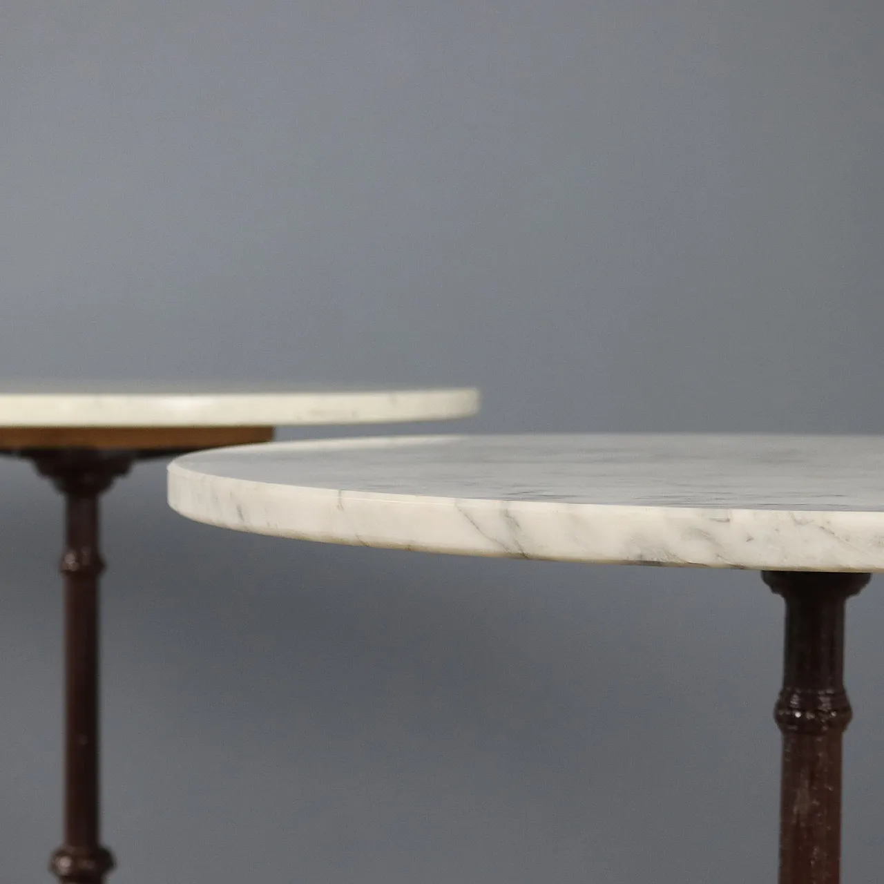 3 Tavolini in marmo e ferro laccato, '900 5