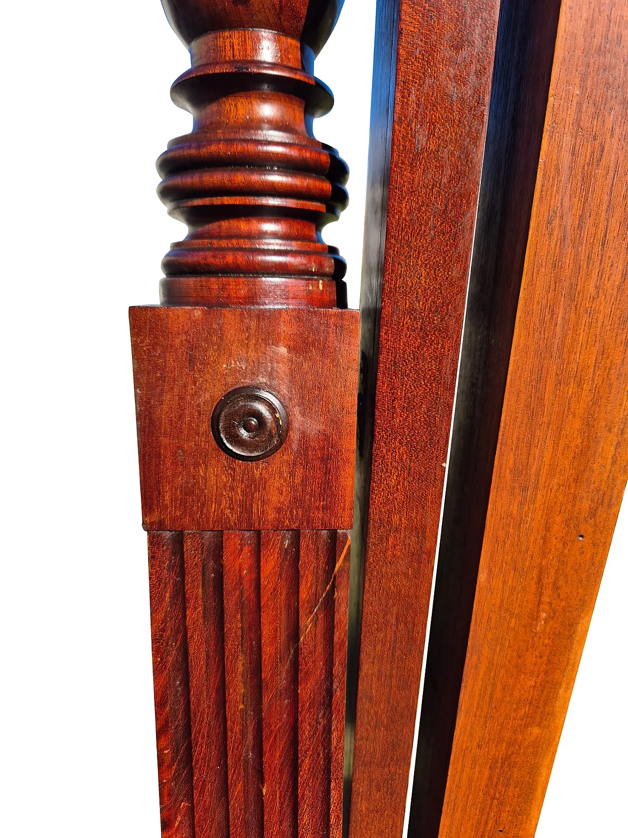 Specchiera basculante da terra in mogano con vetro molato, fine ’800 11