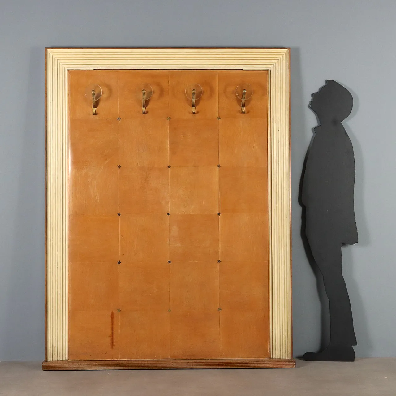 Appendiabiti con base in legno impiallacciato pioppo, '900 2