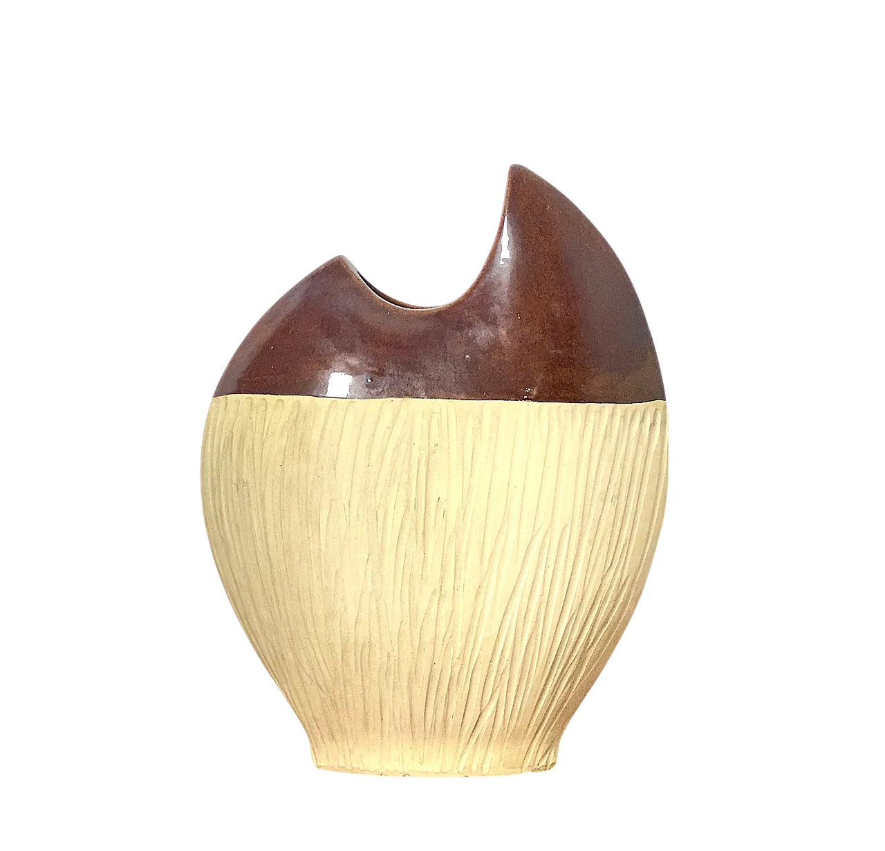 Sculptural ceramic vase, 1970s 10