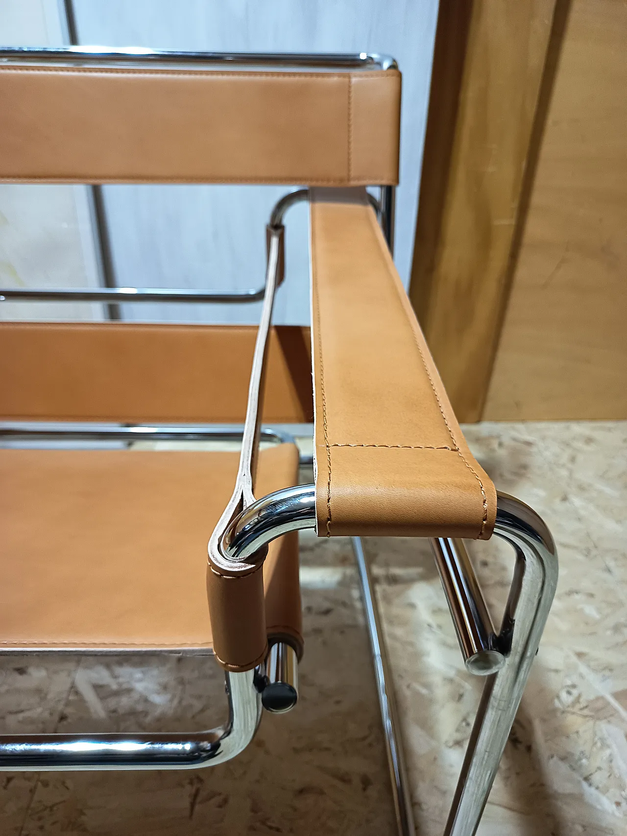 Wassilly armchair B3  by Knoll Studio in Cognac Natural Leather, 2000s 40