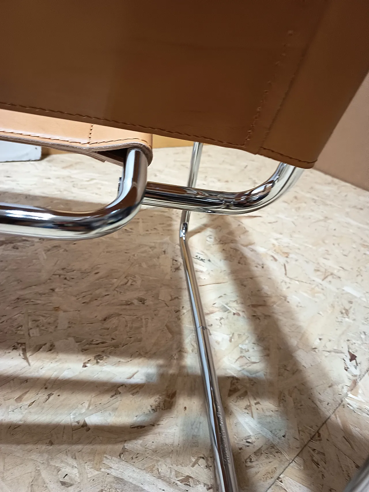 Wassilly armchair B3  by Knoll Studio in Cognac Natural Leather, 2000s 104