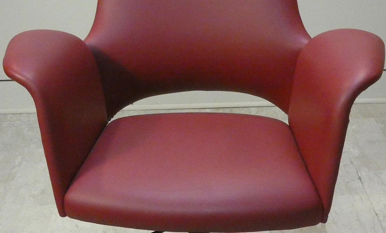Pair of Vinyl Swivel Chairs, 1960s 6