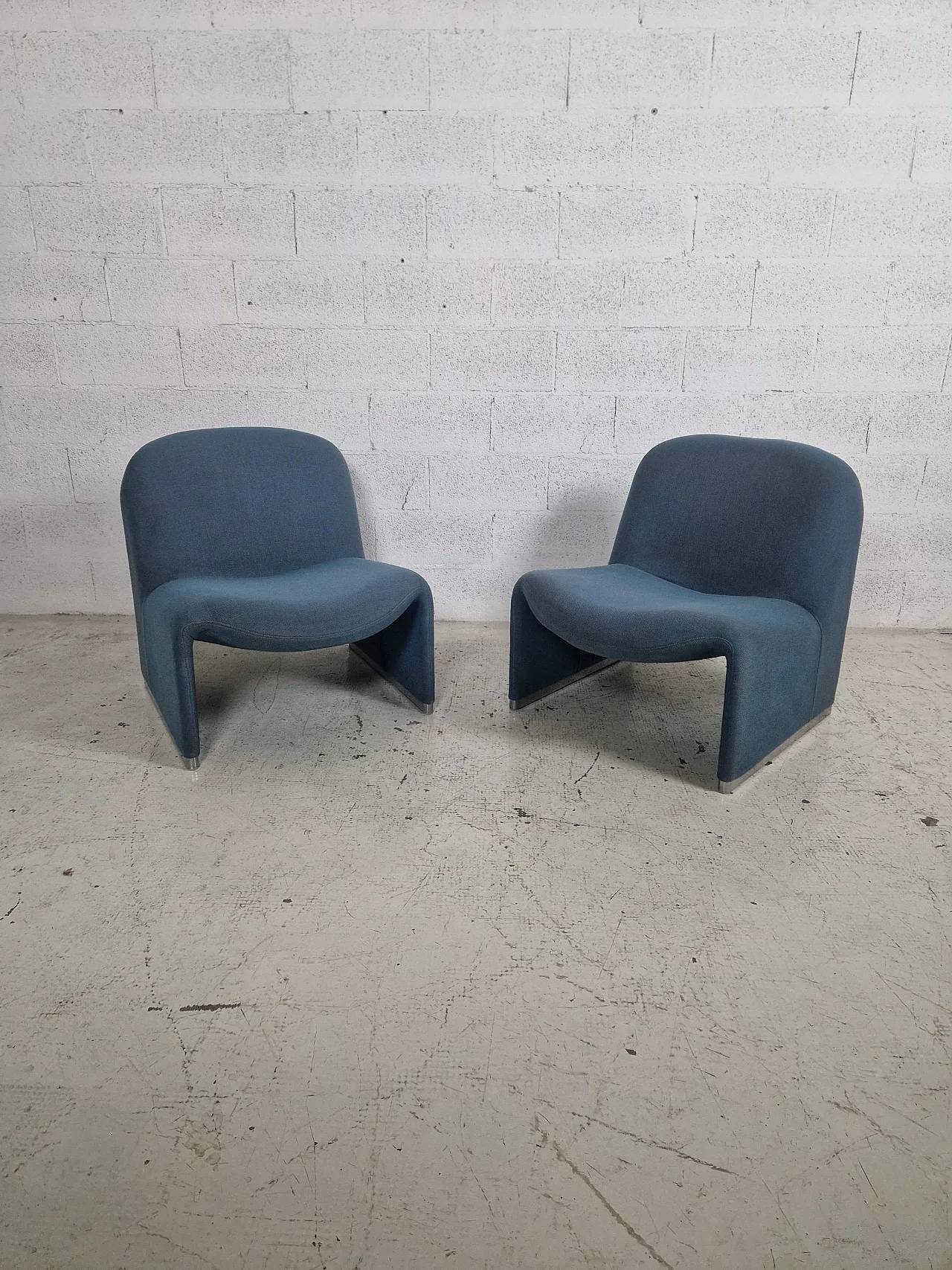 Pair of Alky chairs by Giancarlo Piretti for Anonima Castelli, 70s 10